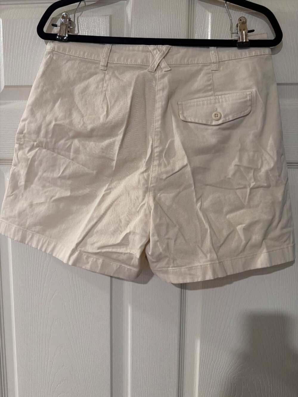 J.Crew Womens Beige Cotton Blend Pleated Shorts Size 8 - Picture 2 of 4